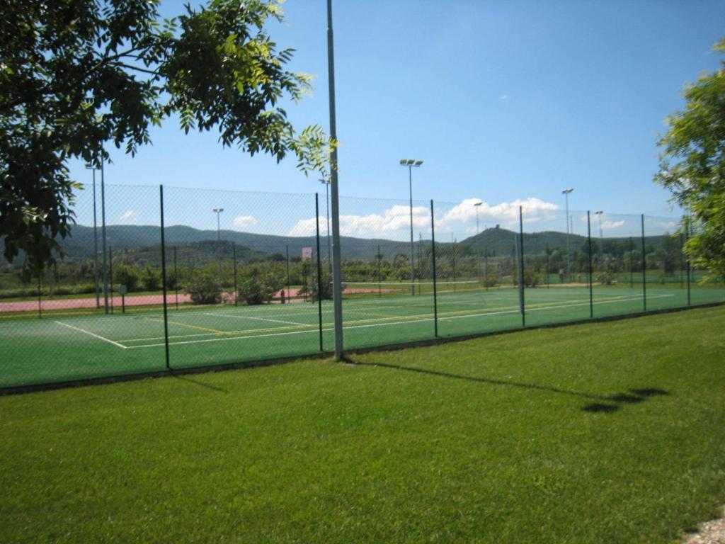 Campastrello Sport Hotel Residence Кастаньето-Кардуччи Экстерьер фото