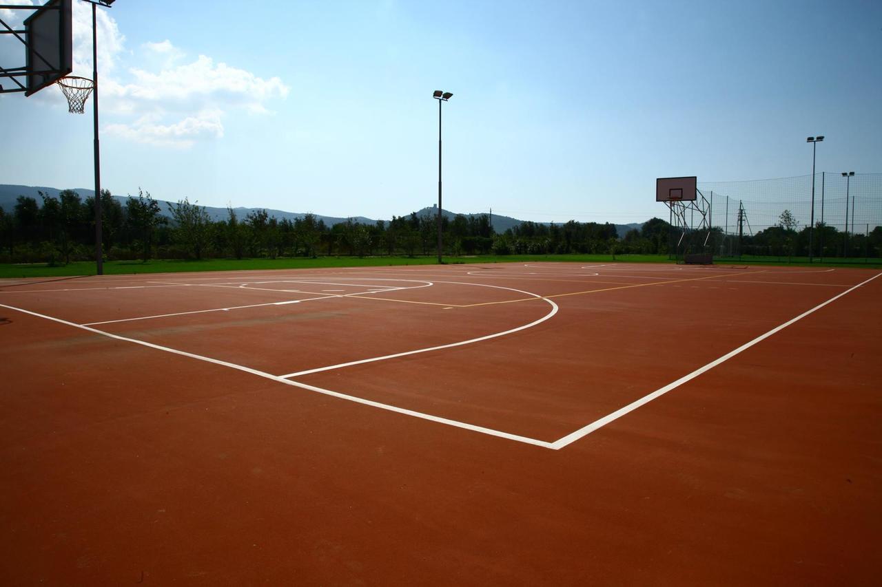 Campastrello Sport Hotel Residence Кастаньето-Кардуччи Экстерьер фото